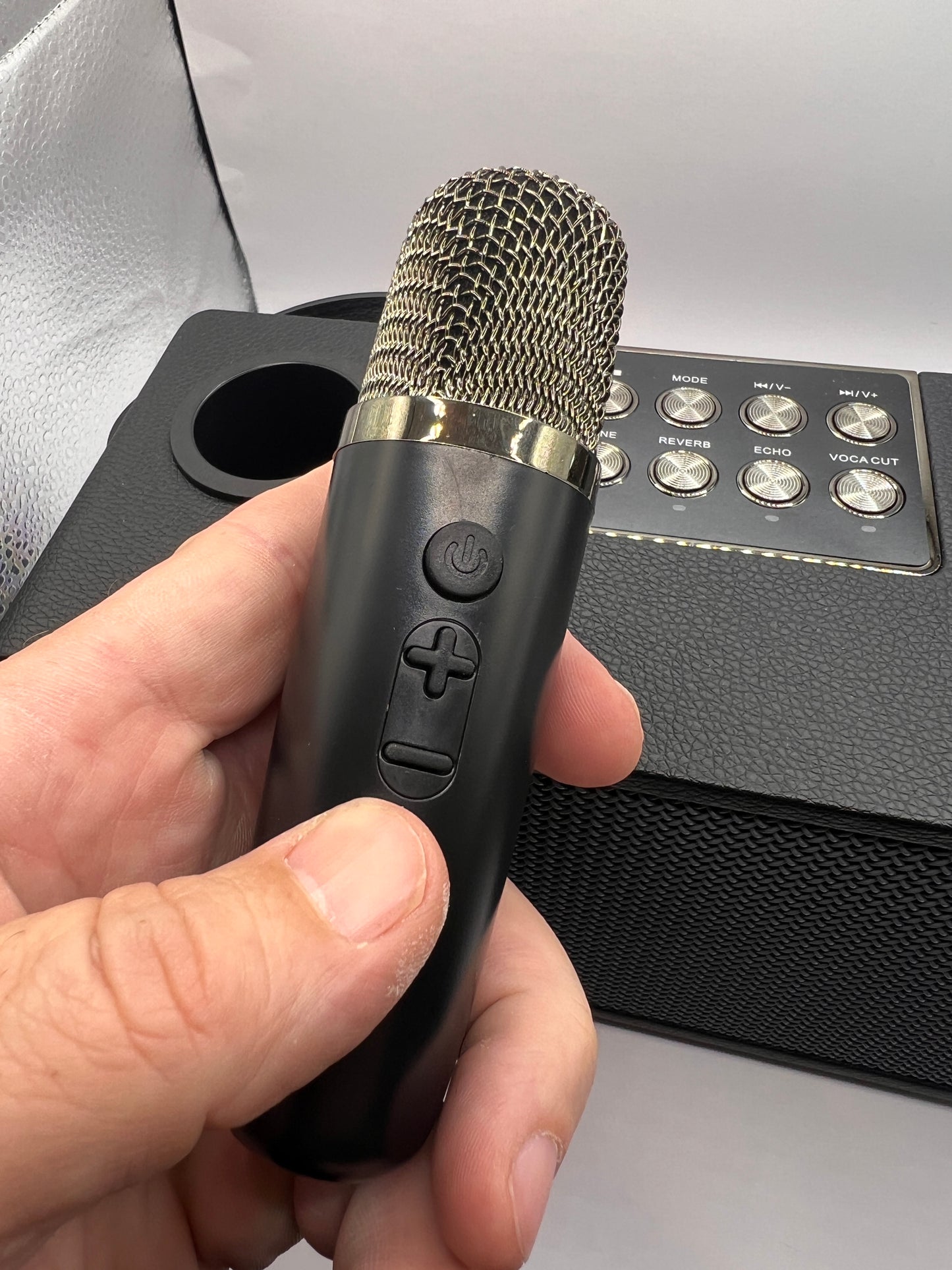 Cordless Bluetooth karaoke machine with 2 microphones and multiple vocal modes - USB-C cable included